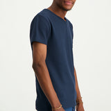 MENS MODA NAVY  TEXTURED V-NECK T-SHIRT (HD LOGO)